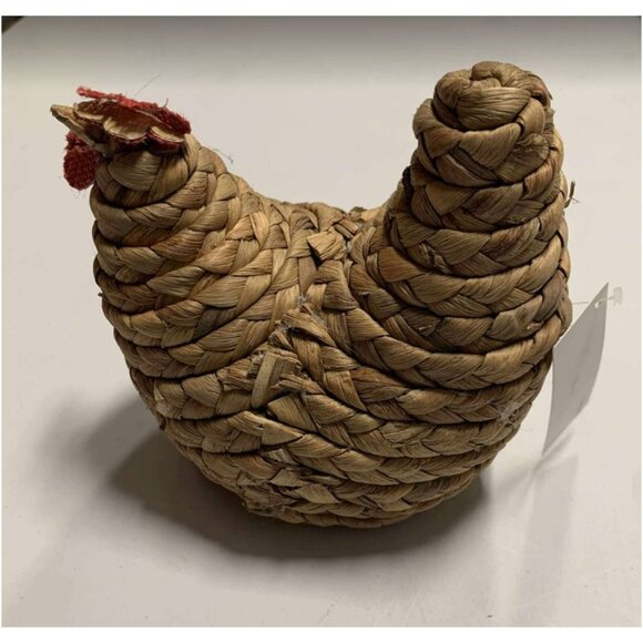 Target Bullseye Braided Straw Hen Figurine 2023 Farmhouse Easter Décor 4 Pk - Picture 3 of 5